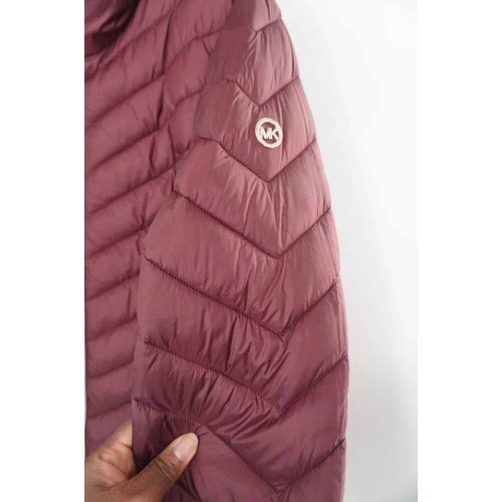 Michael Kors MK Women's Size M Reversible Monogram/Burgundy Puffer Hooded Jacket